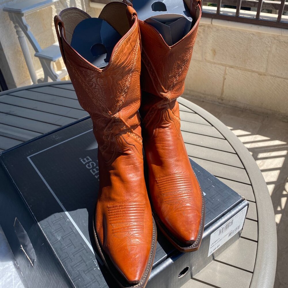Lucchese Classics L1660.54 baby buffalo Cognac 12D